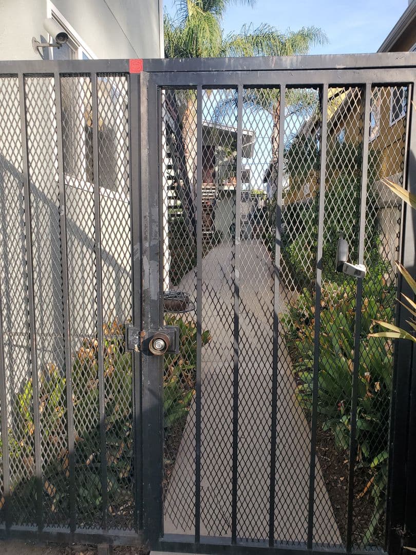 San Diego Apartment: 4033 Florida St