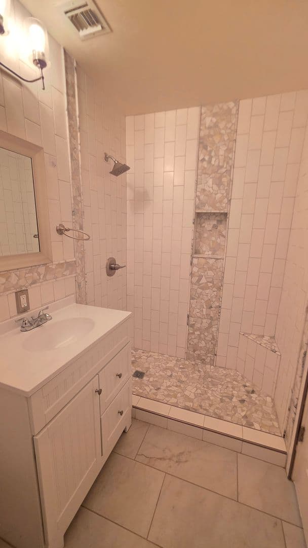 Tucson House: 4167 E Market St