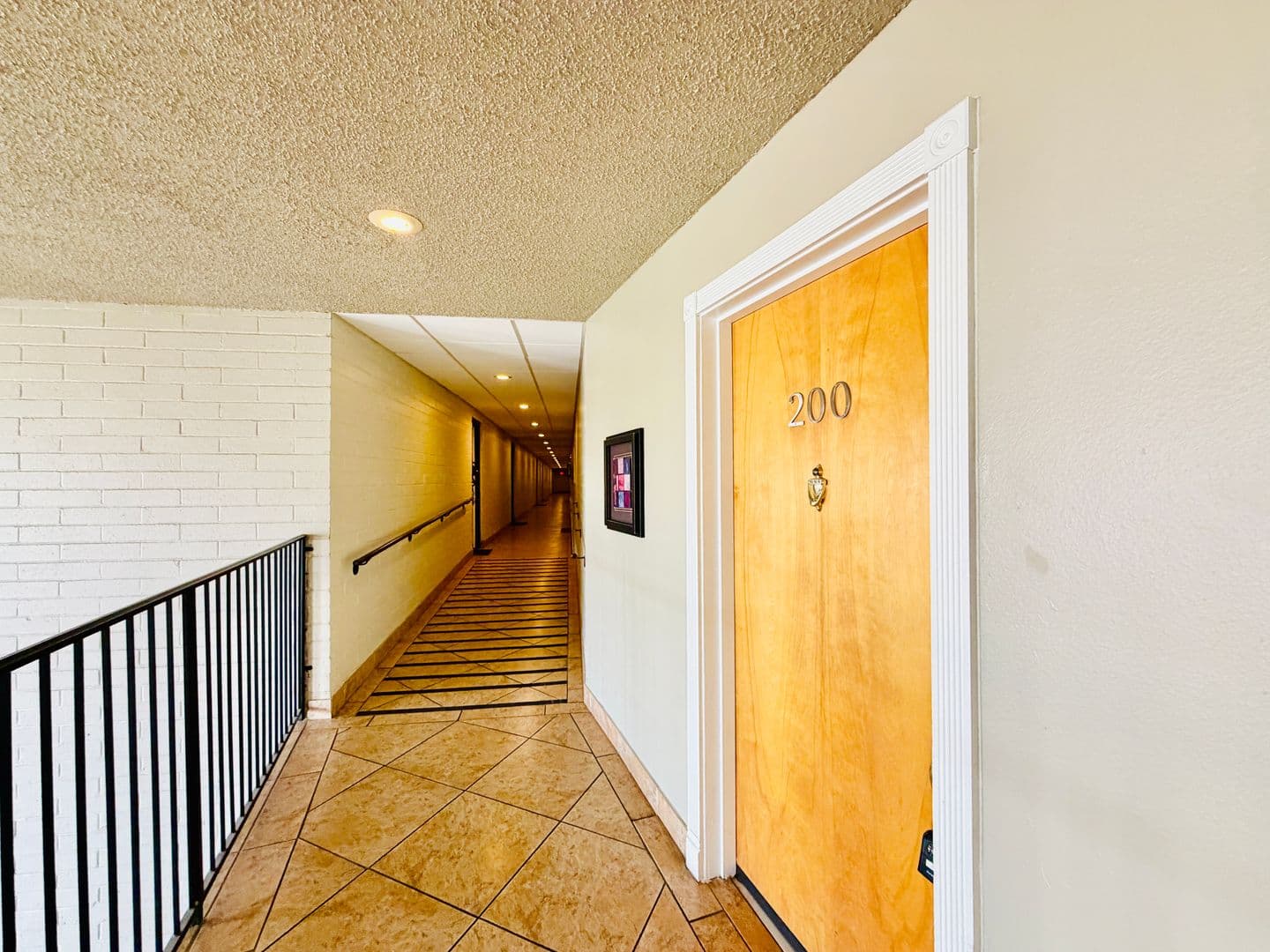 Tucson Apartment: 8750 E Cooper St