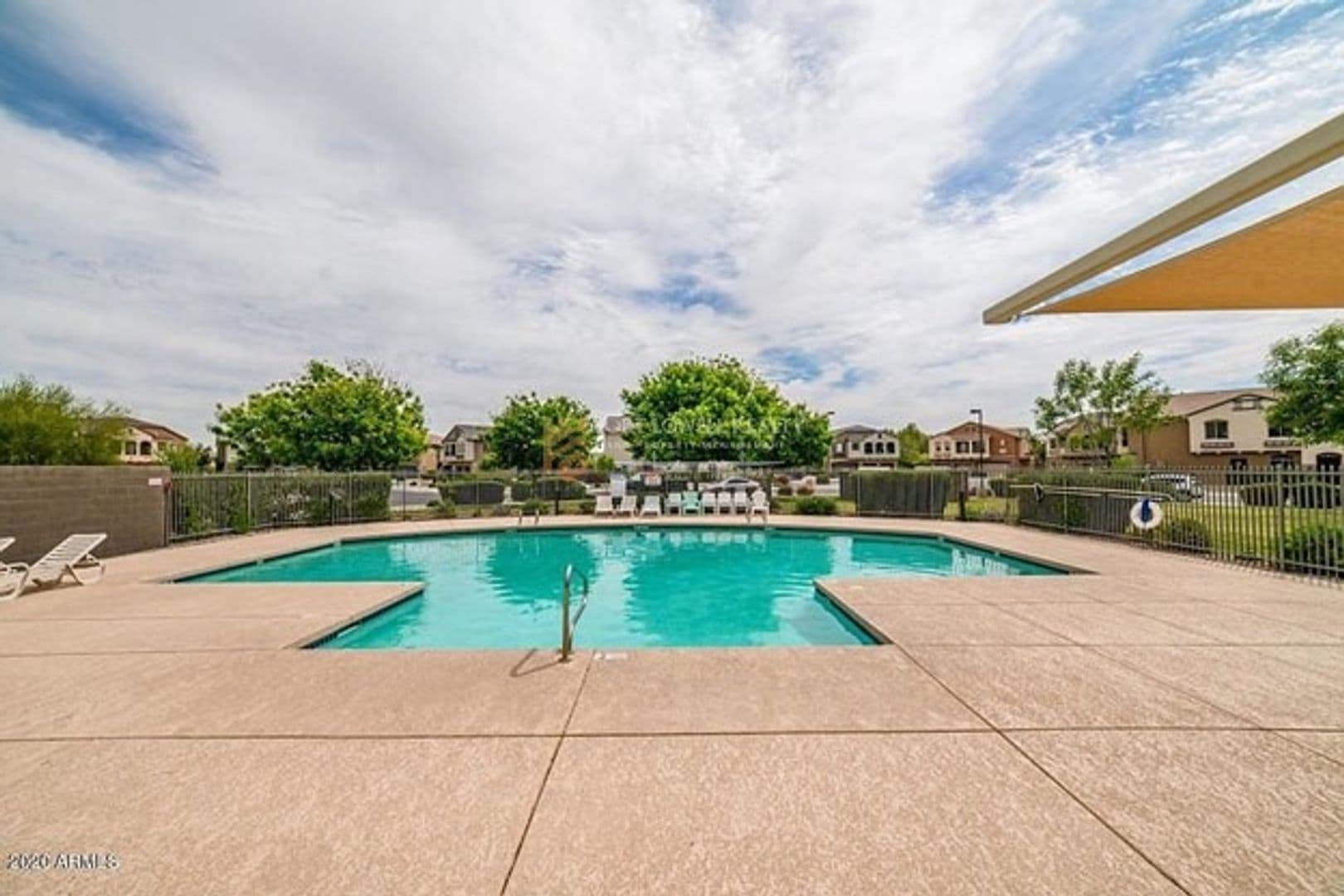 Goodyear Townhome: 458 N 168th Lane