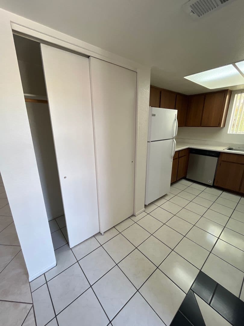 Tempe Apartment: 1201 S McClintock Dr