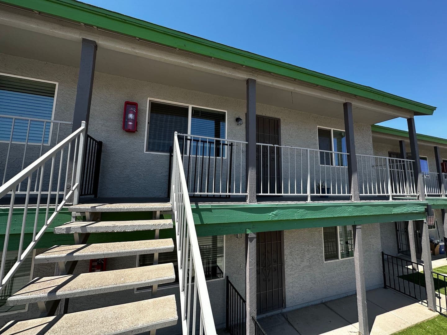 Phoenix Apartment: 2006 N 51st St
