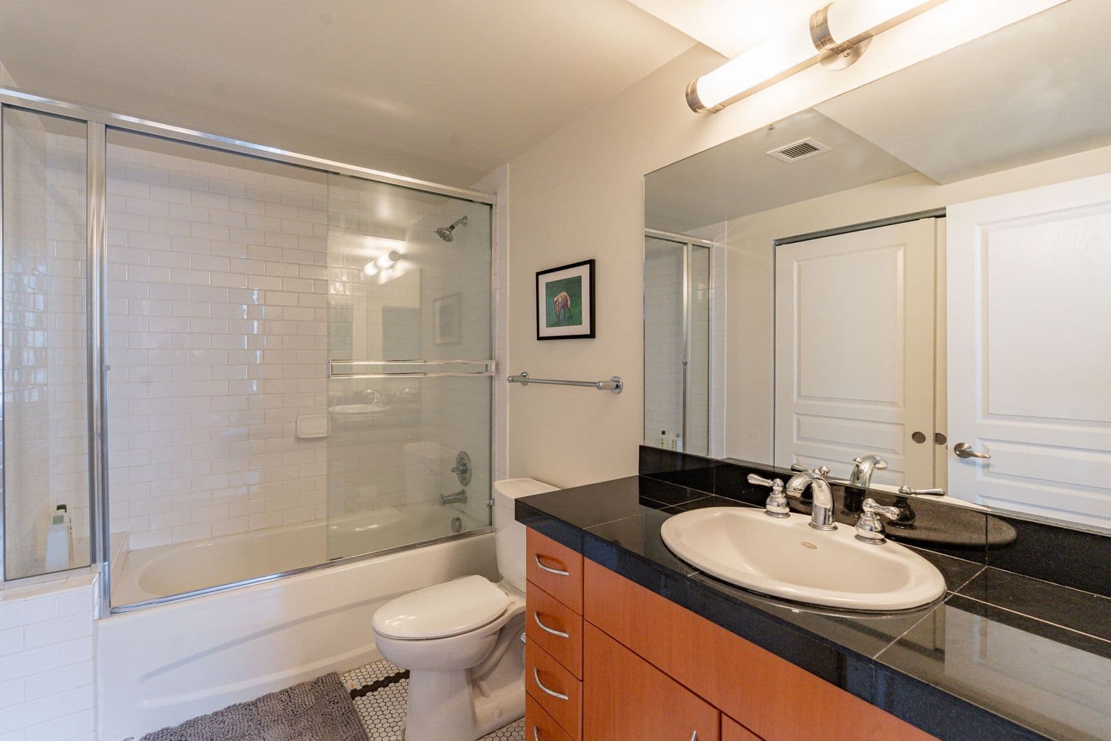 Phoenix House: 114 W Adam St Unit 301