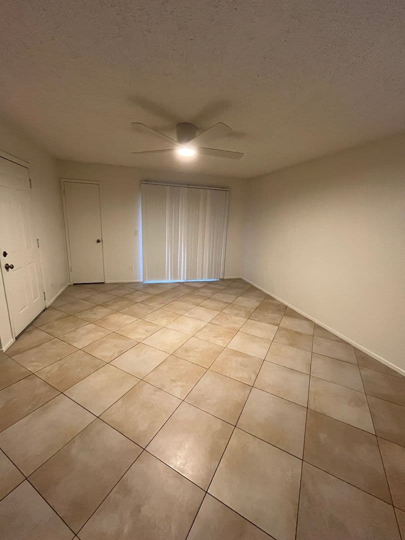 Tempe Apartment: 1201 S McClintock Dr