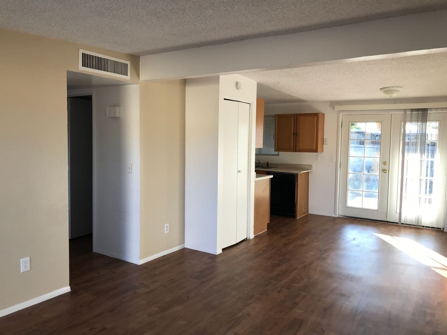 Tucson Townhome: 3996 S Evergreen Ave