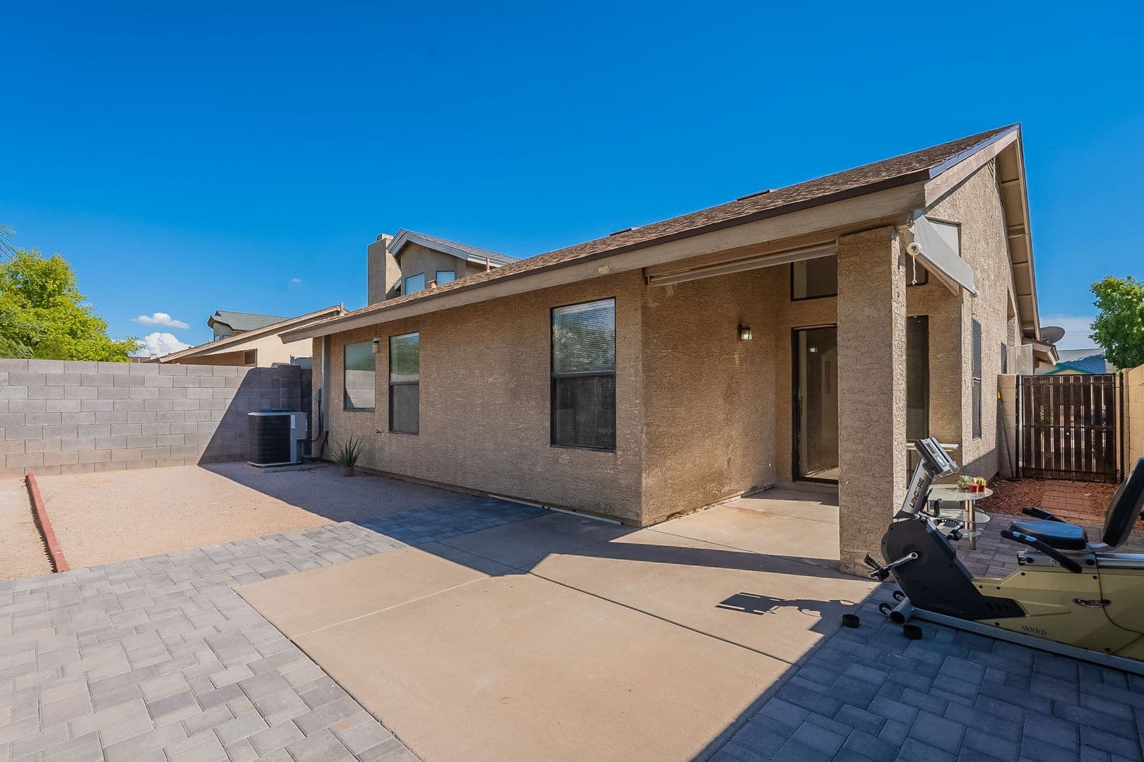Phoenix House: 766 E Rosemonte Dr