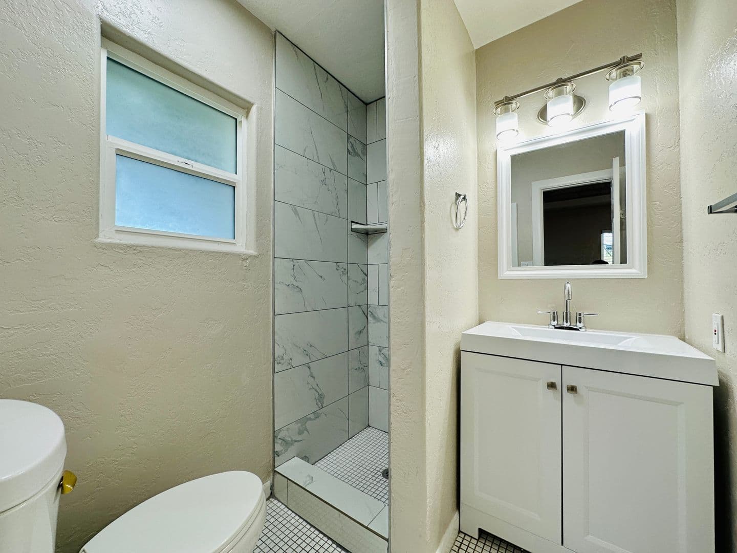 Tucson Apartment: 135-147 N Santa Rita Ave