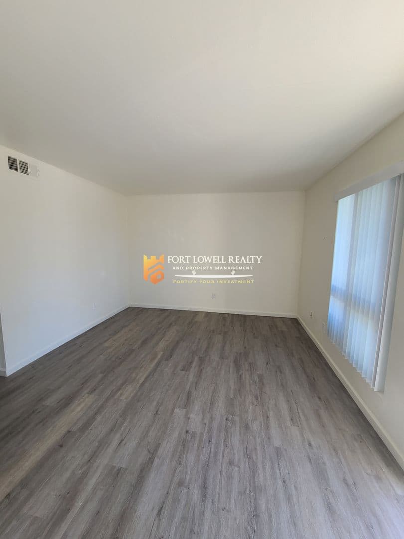 Youngtown Apartment: 11350 W Tennessee Ave Unit 24