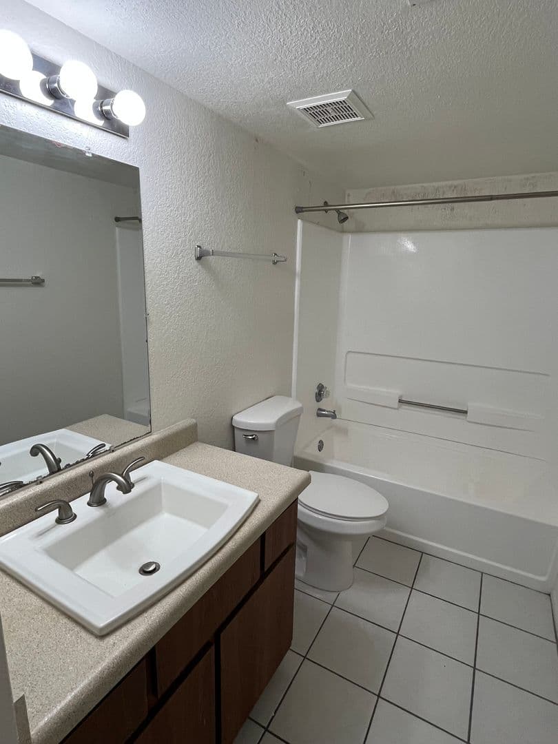 Tempe Apartment: 1201 S McClintock Dr