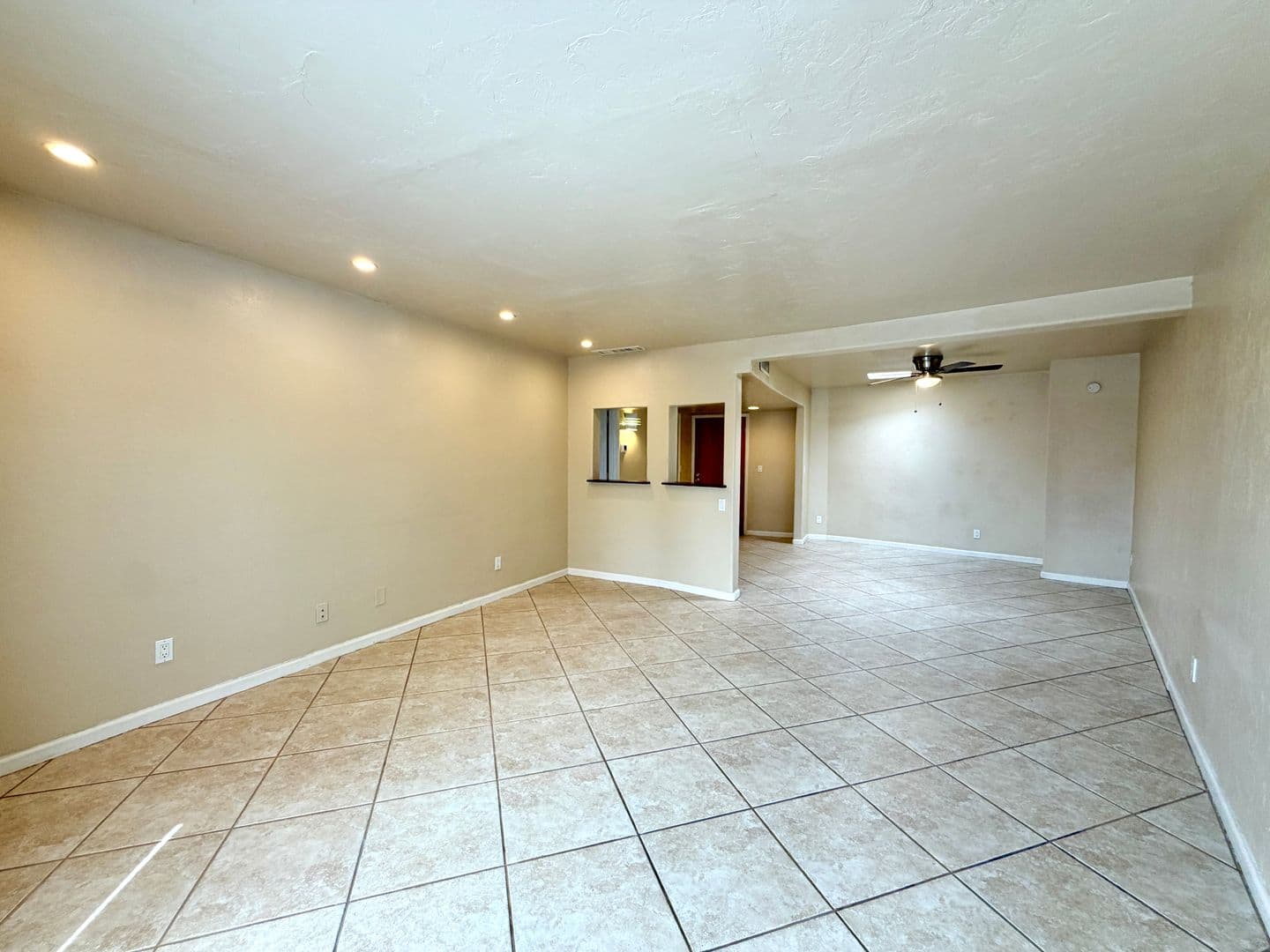 Tucson Apartment: 8750 E Cooper St
