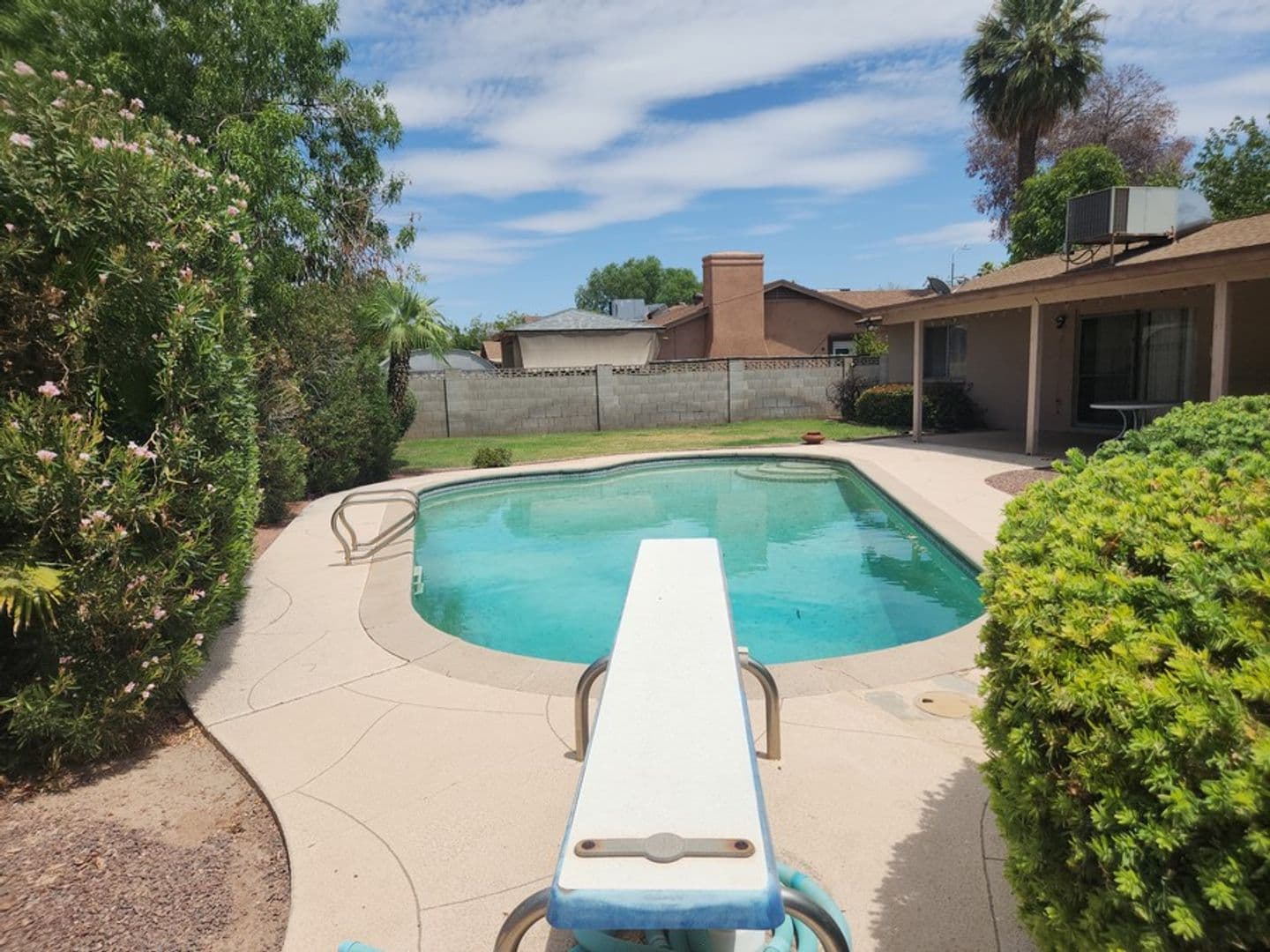 Glendale House: 4330 W Royal Palm Rd