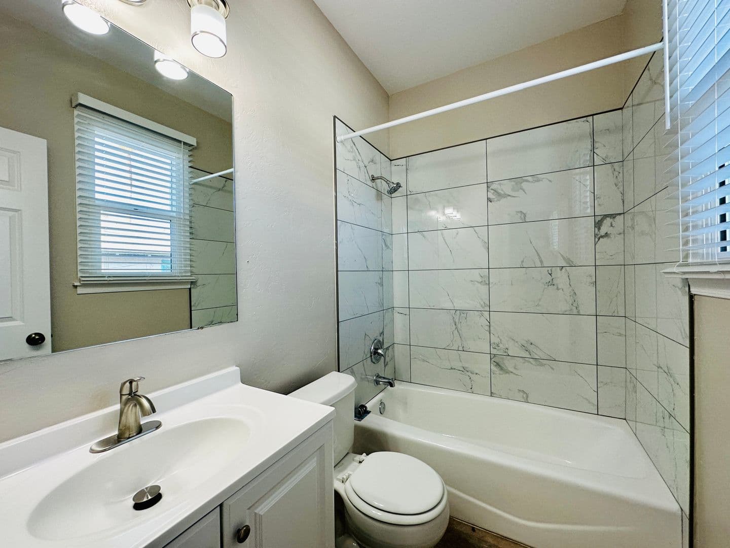 Tucson Apartment: 1142 E 9th St