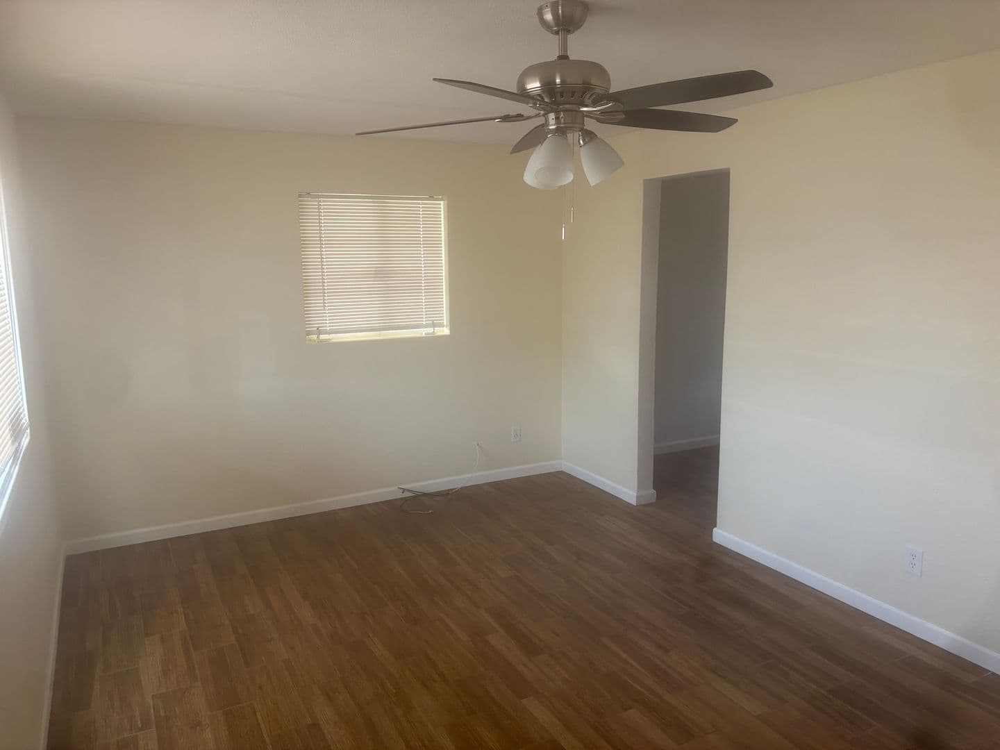 Phoenix House: 2746 W Glenrosa Ave