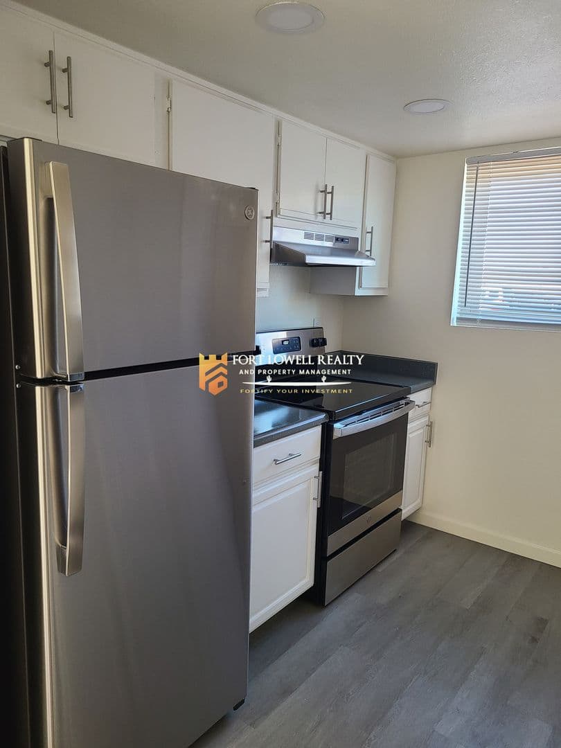 Youngtown Apartment: 11350 W Tennessee Ave Unit 21