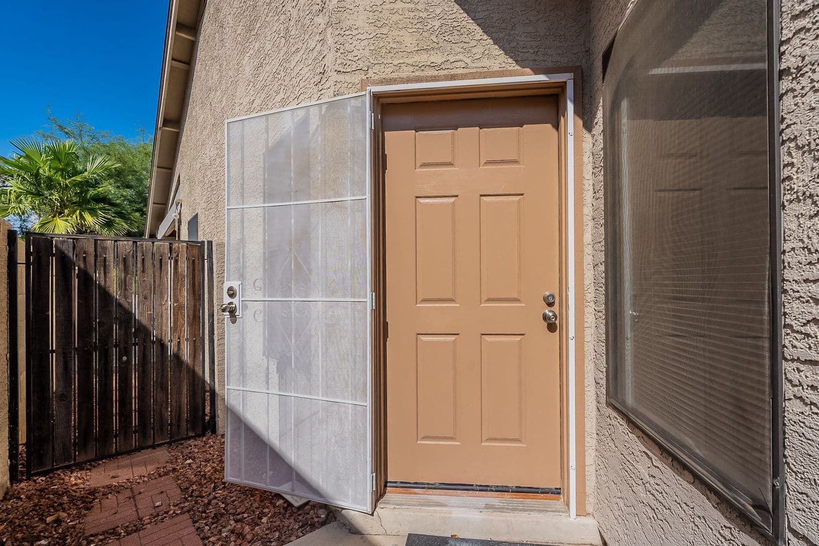 Phoenix House: 766 E Rosemonte Dr