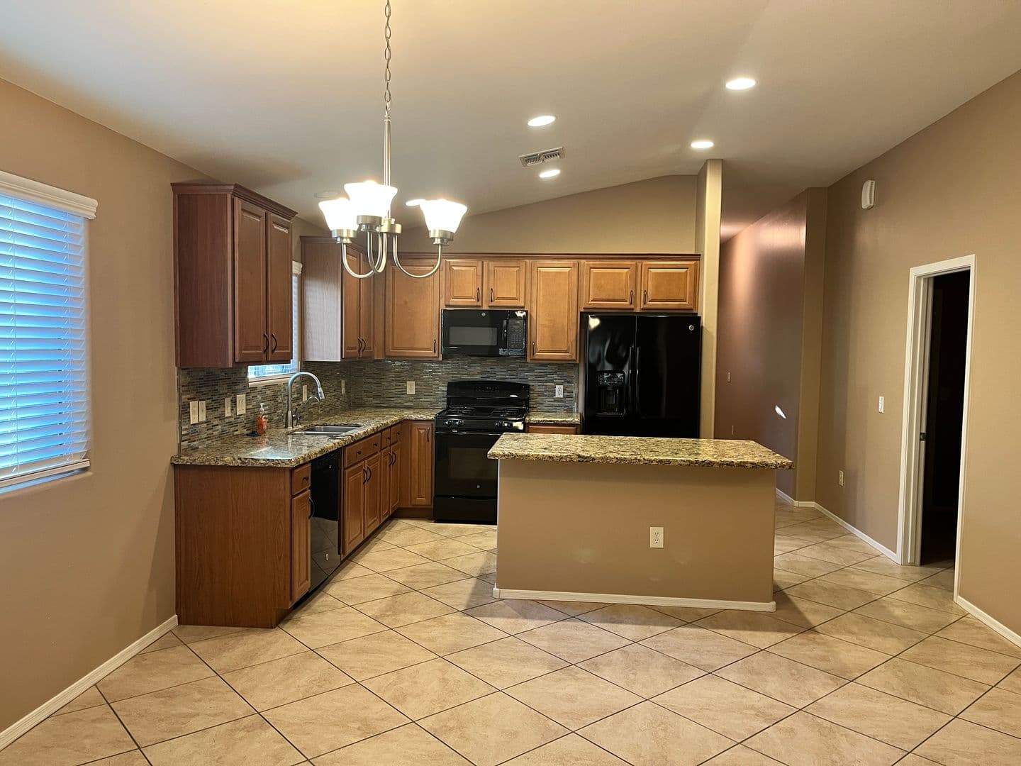Marana House: 8736 W. Saguaro Moon Rd