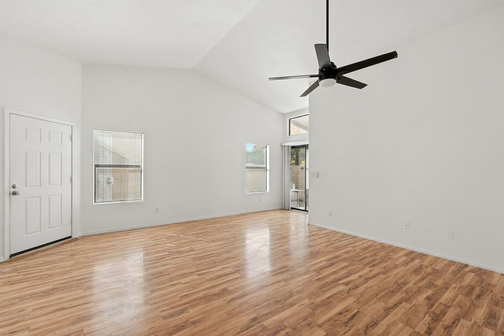Phoenix House: 766 E Rosemonte Dr
