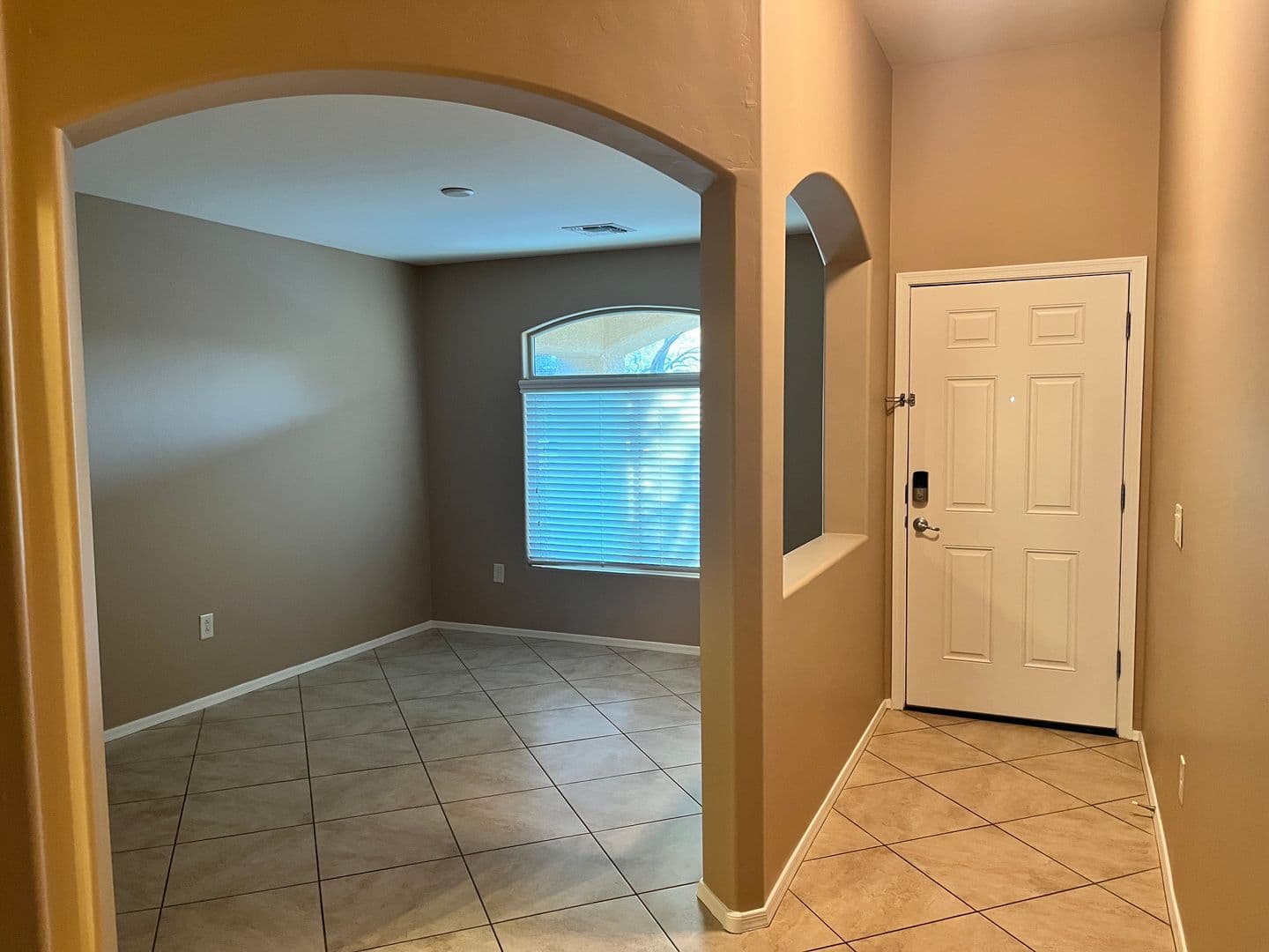 Marana House: 8736 W. Saguaro Moon Rd