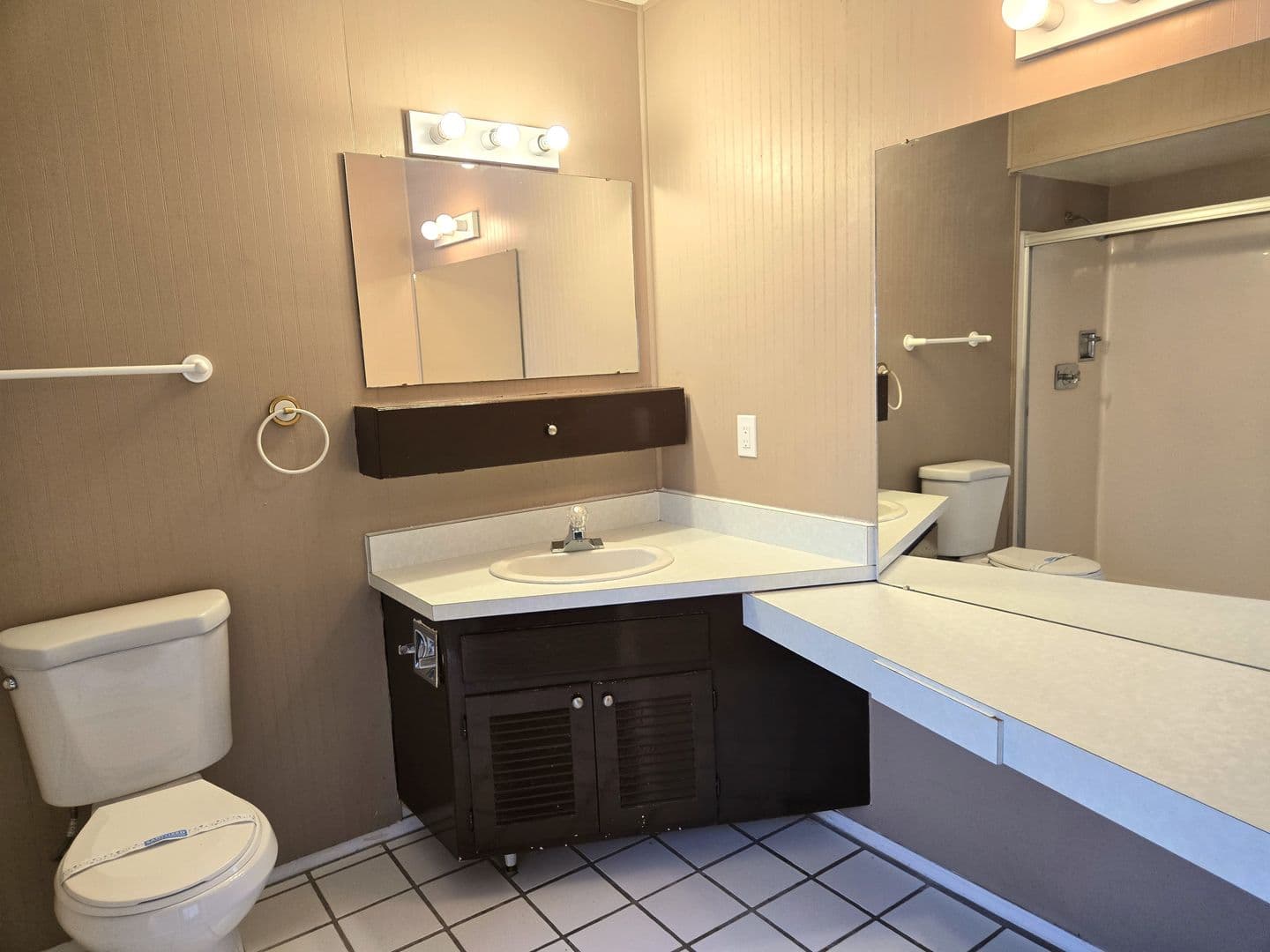 Glendale House: 4330 W Royal Palm Rd