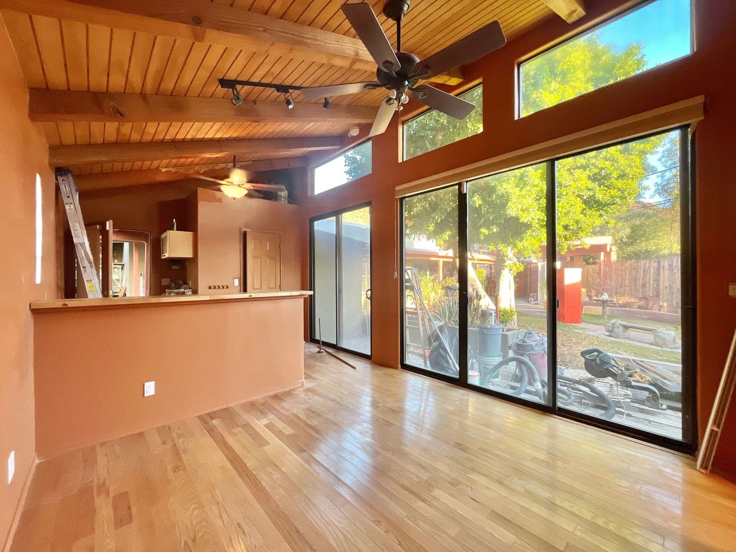 Phoenix House: 1741 E Mountain View Rd