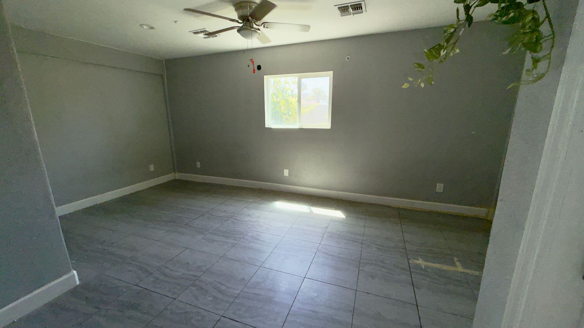 Phoenix Apartment: 1911 E. Harvard St