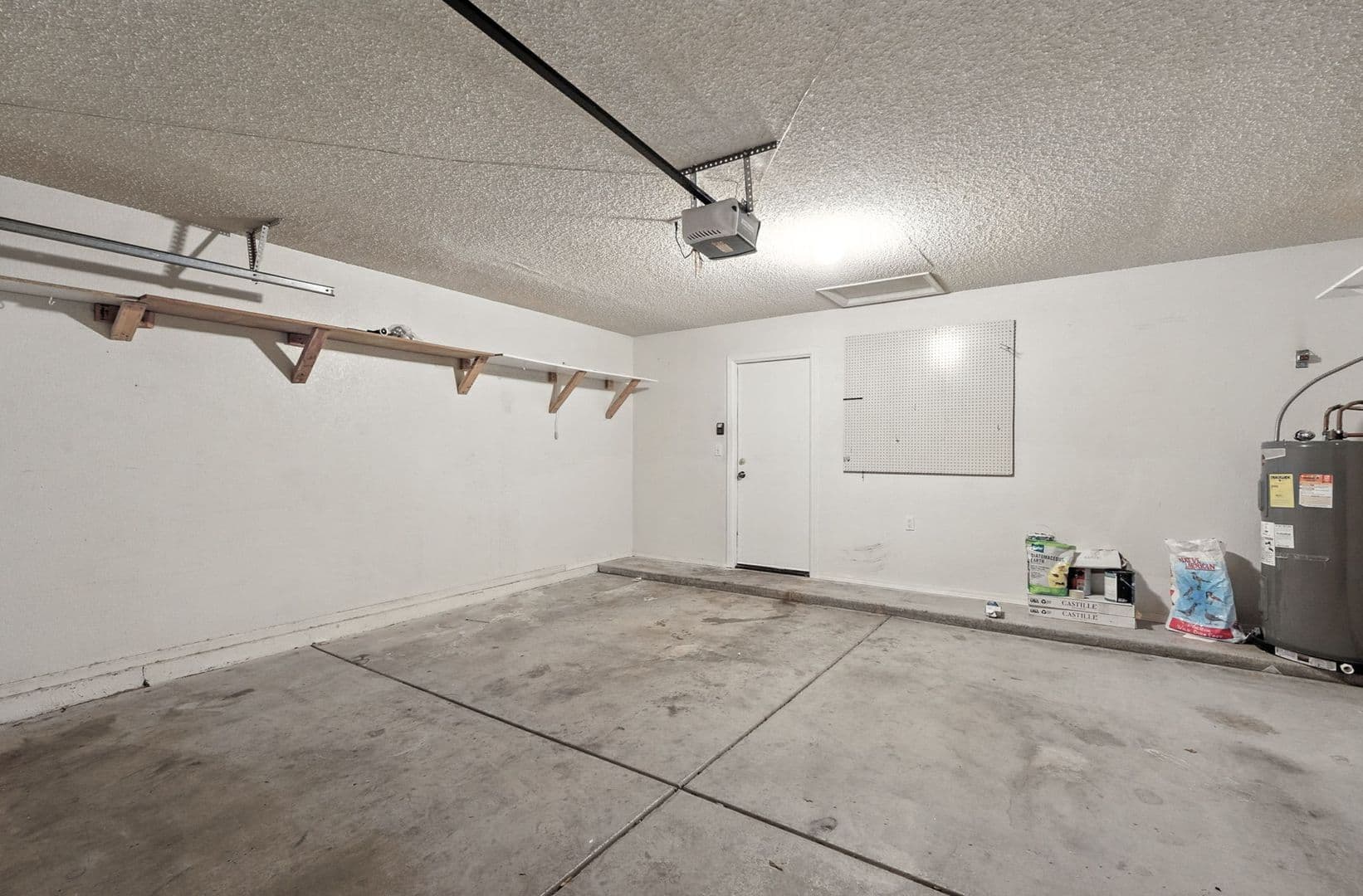 Phoenix House: 766 E Rosemonte Dr