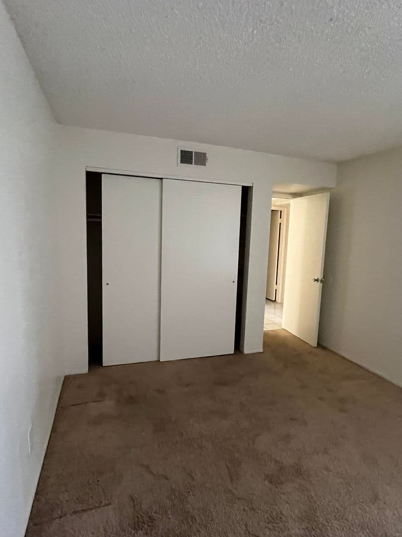 Tempe Apartment: 1201 S McClintock Dr