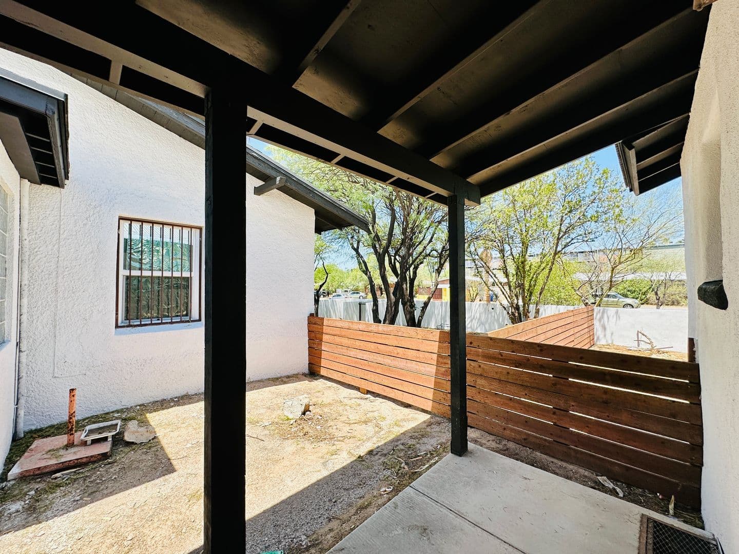 Tucson Apartment: 135-147 N Santa Rita Ave