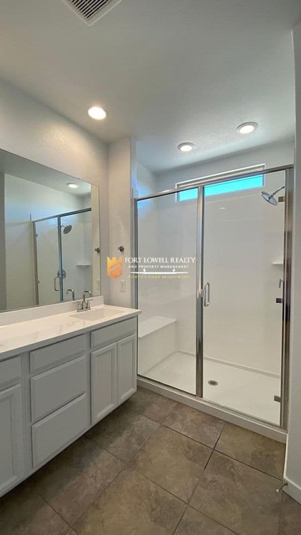 Peoria House: 31861 N 125th Lane
