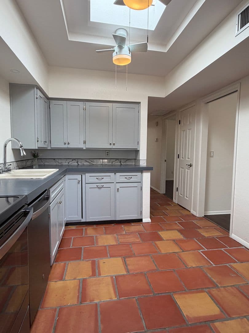 Tucson Townhome: 5213 N. Tigua Dr