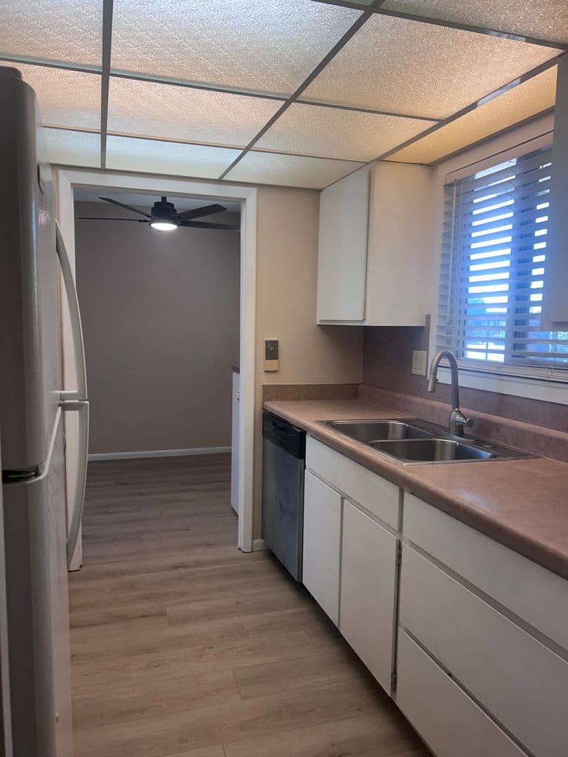 Sun City House: 13720 N 98th Ave Unit E