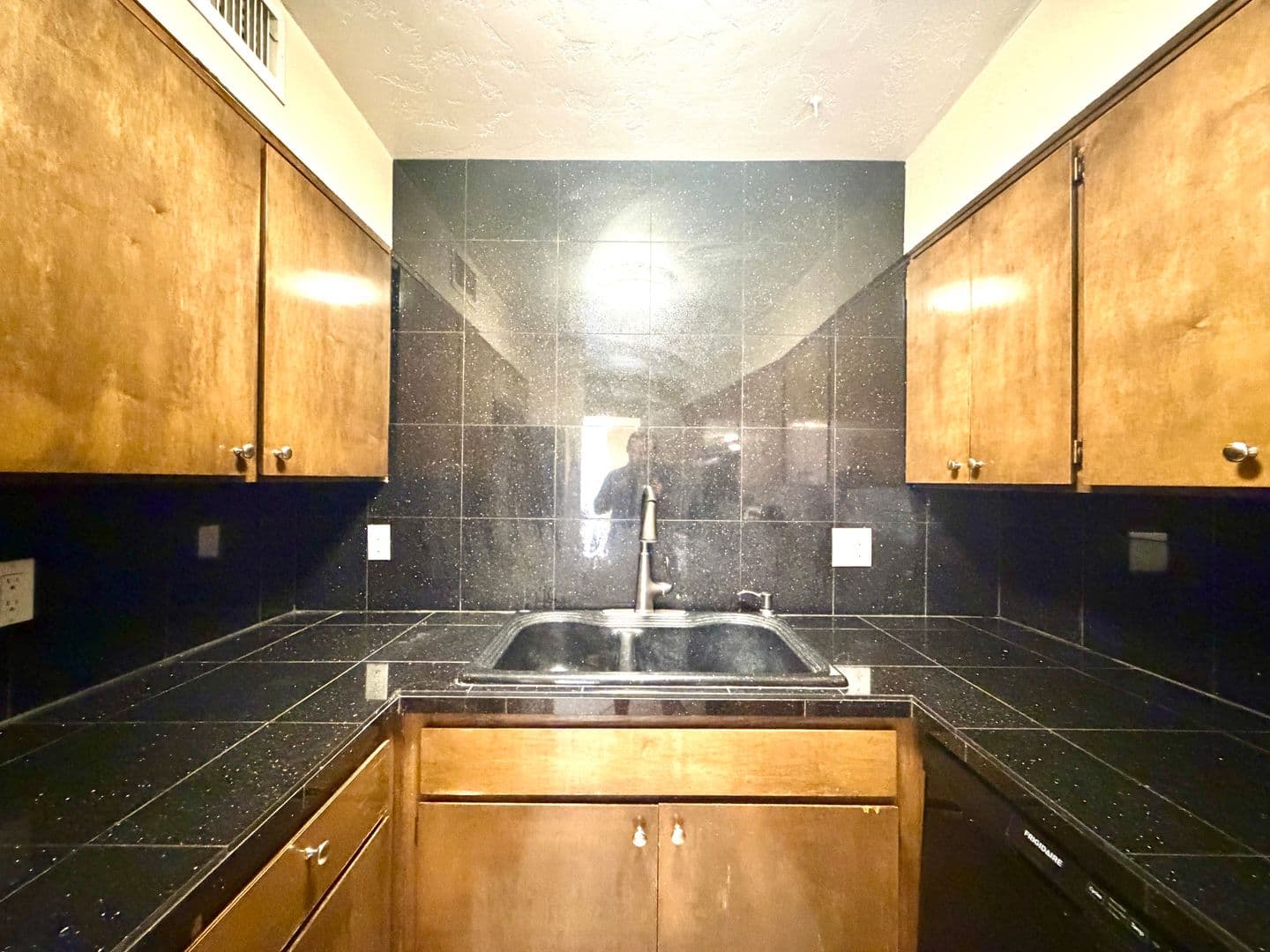 Tucson Apartment: 8750 E Cooper St