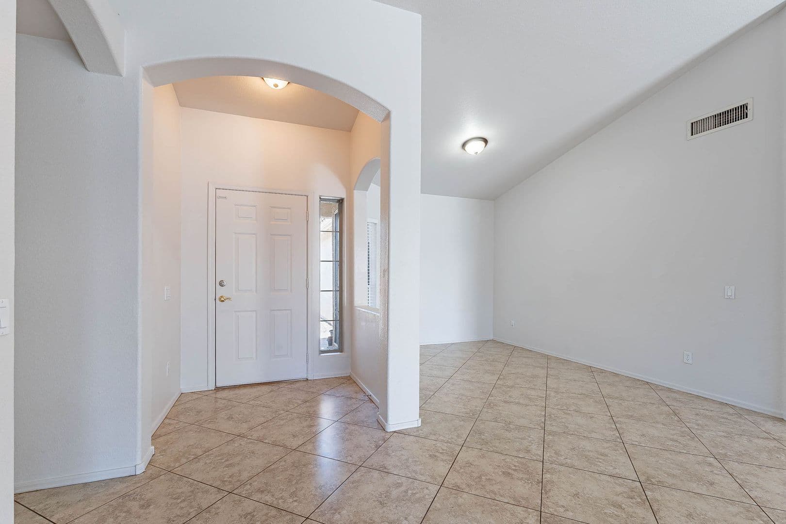 Chandler House: 5463 W Geronimo St
