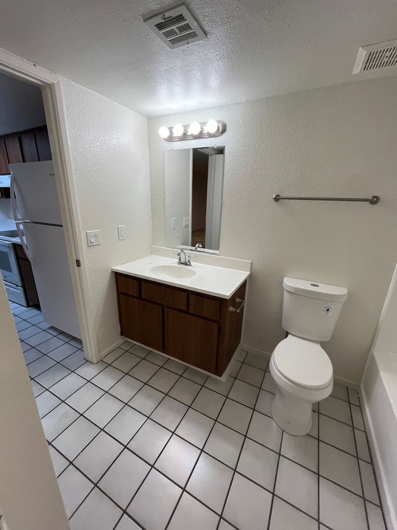 Tempe Apartment: 1201 S McClintock Dr
