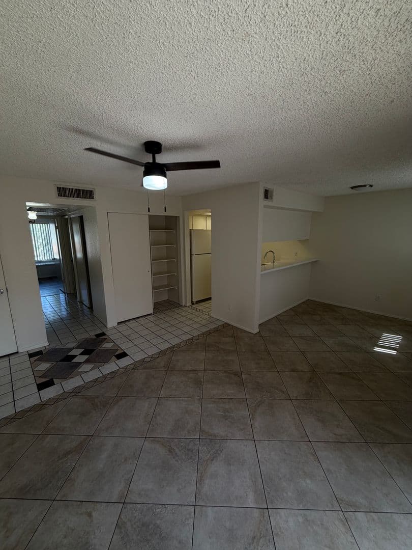 Tempe Apartment: 1201 S McClintock Dr