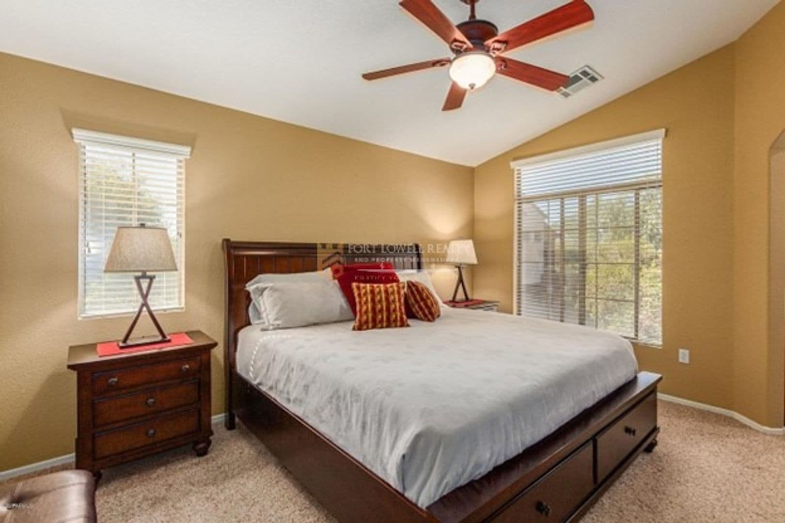 Goodyear Townhome: 458 N 168th Lane