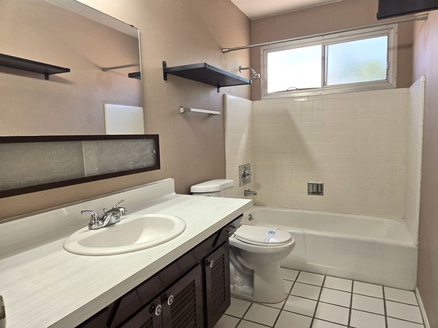 Glendale House: 4330 W Royal Palm Rd