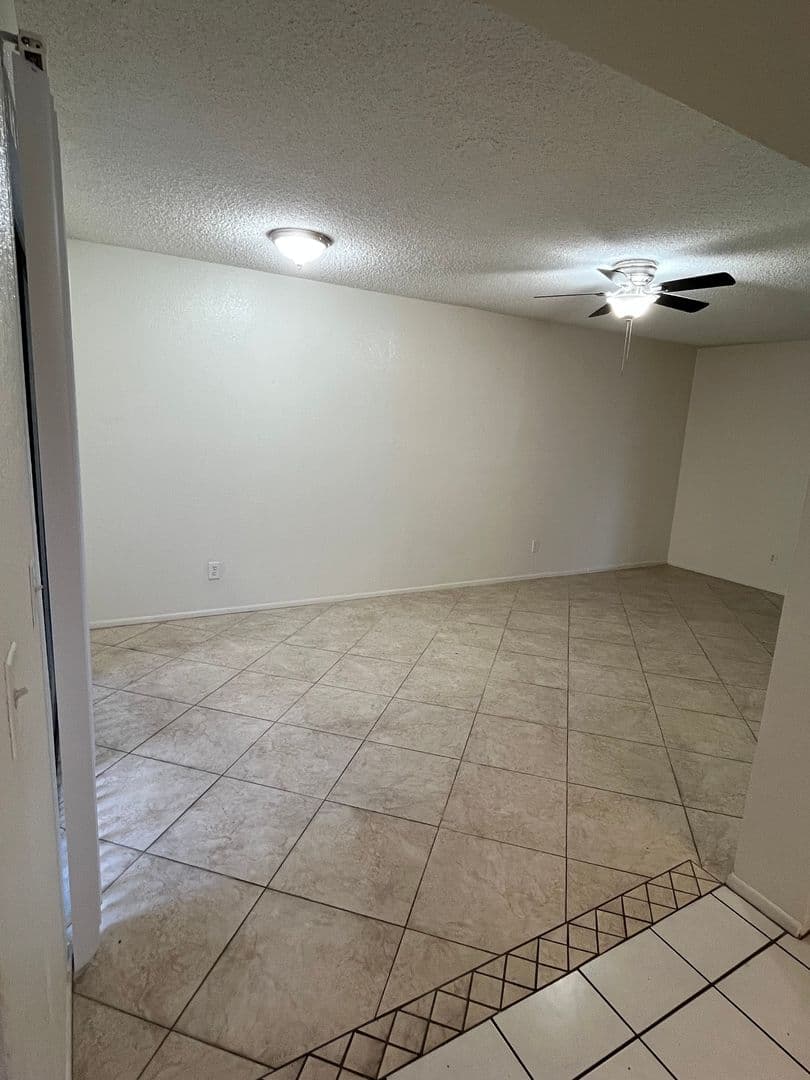 Tempe Apartment: 1201 S McClintock Dr