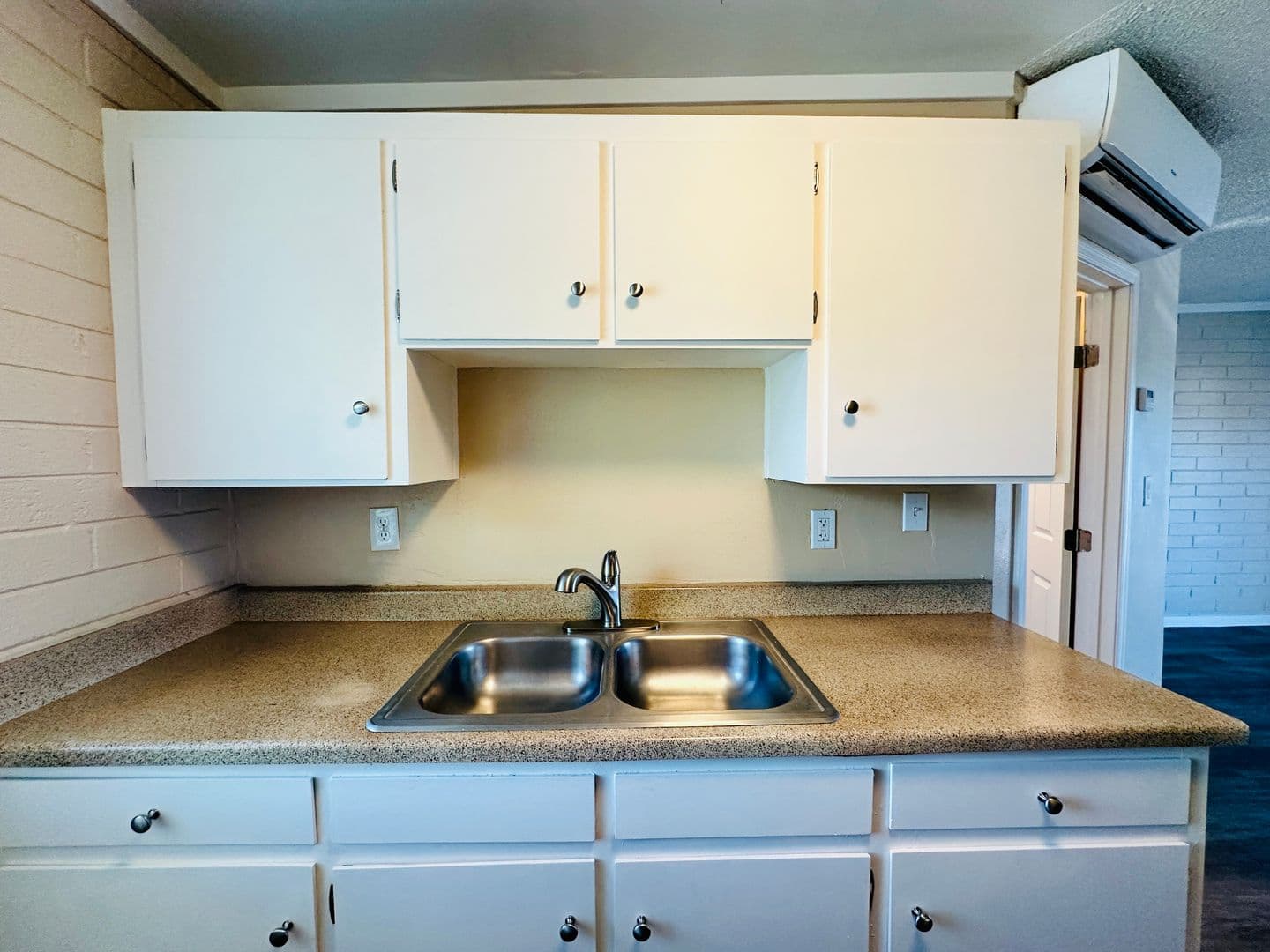 Tucson Apartment: 435 E 18th St