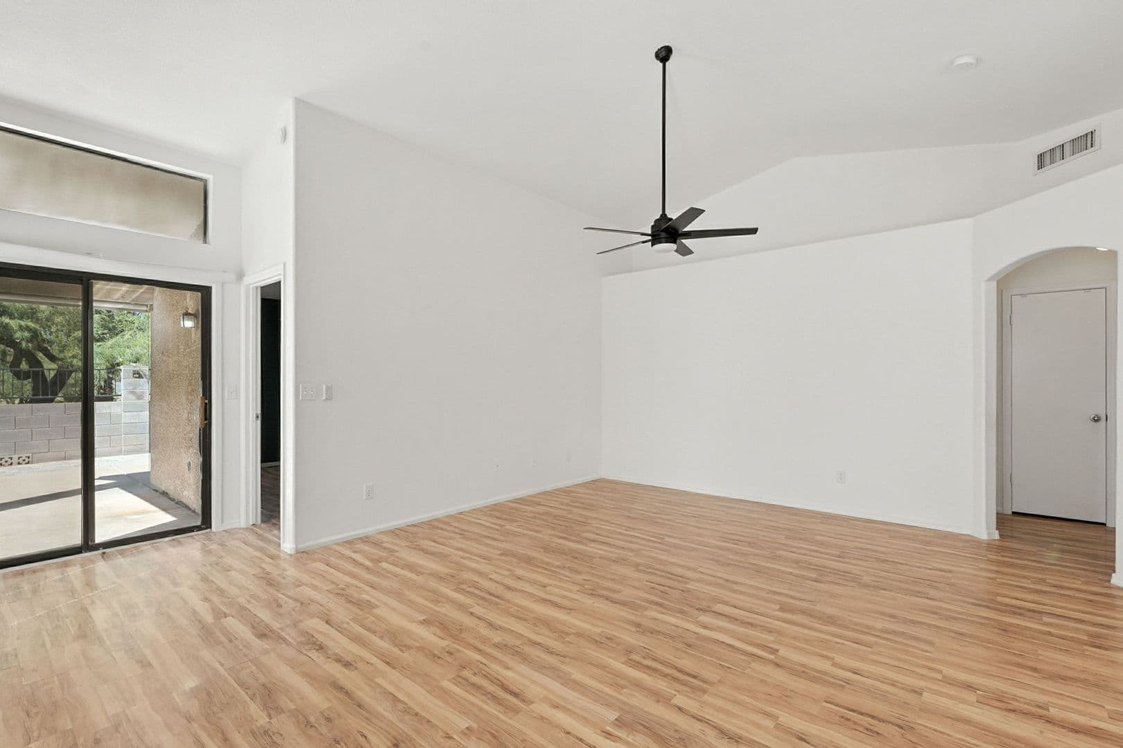 Phoenix House: 766 E Rosemonte Dr