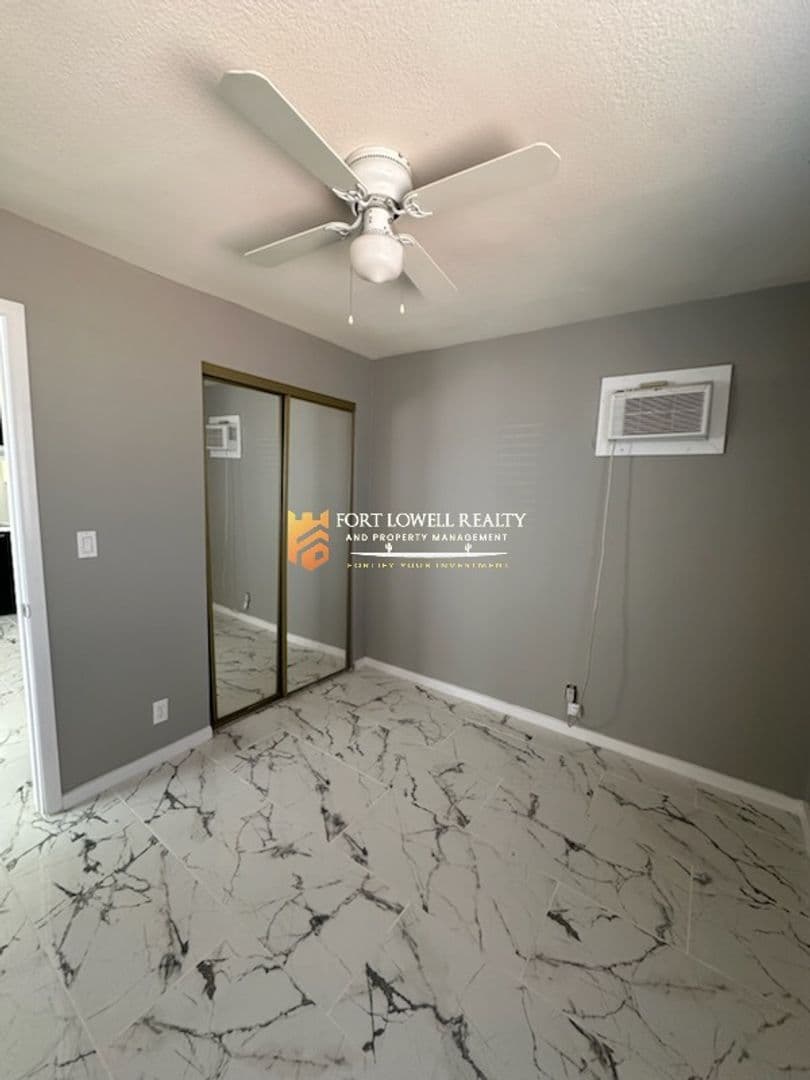 Phoenix Apartment: 2632-2634 N 29th Pl