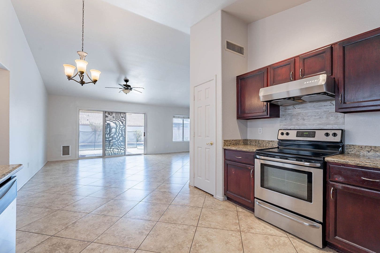 Chandler House: 5463 W Geronimo St