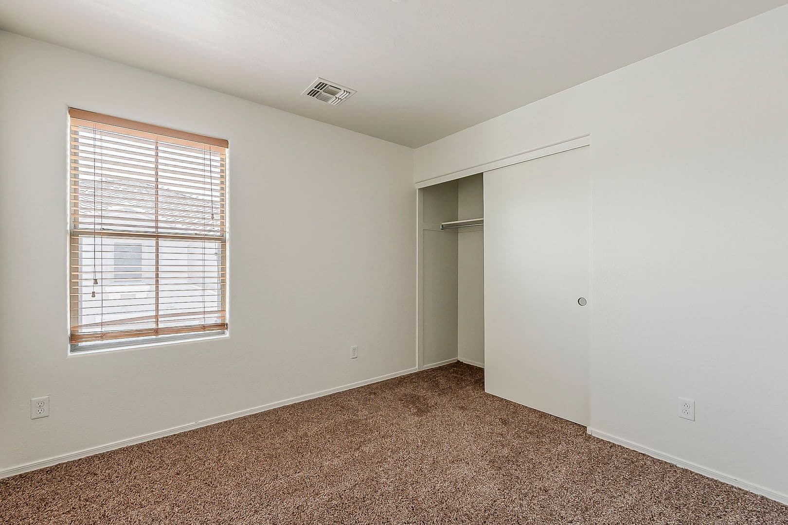 Phoenix Townhome: 3022 E Donner Dr