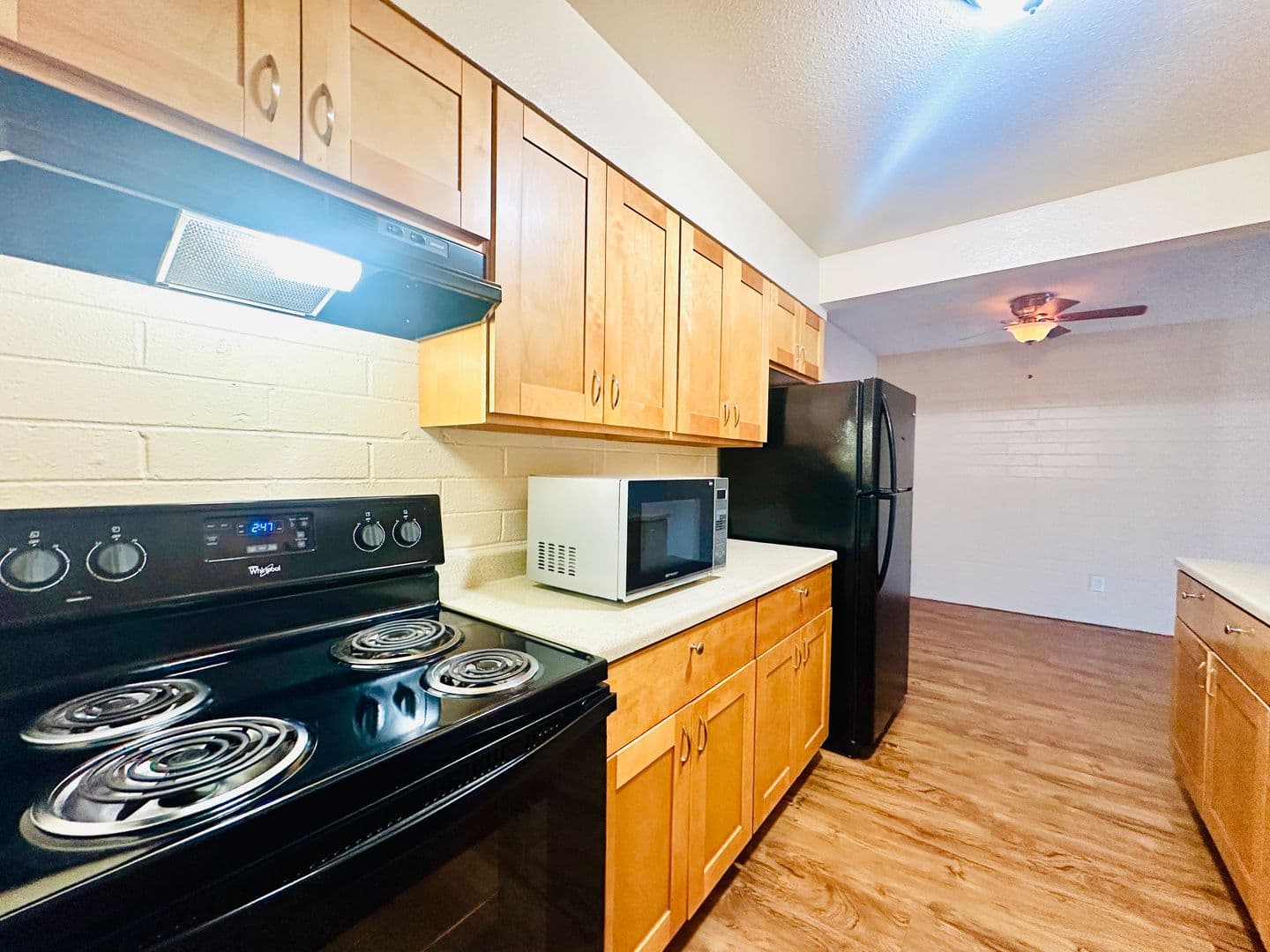 Tucson Apartment: 8750 E Cooper St