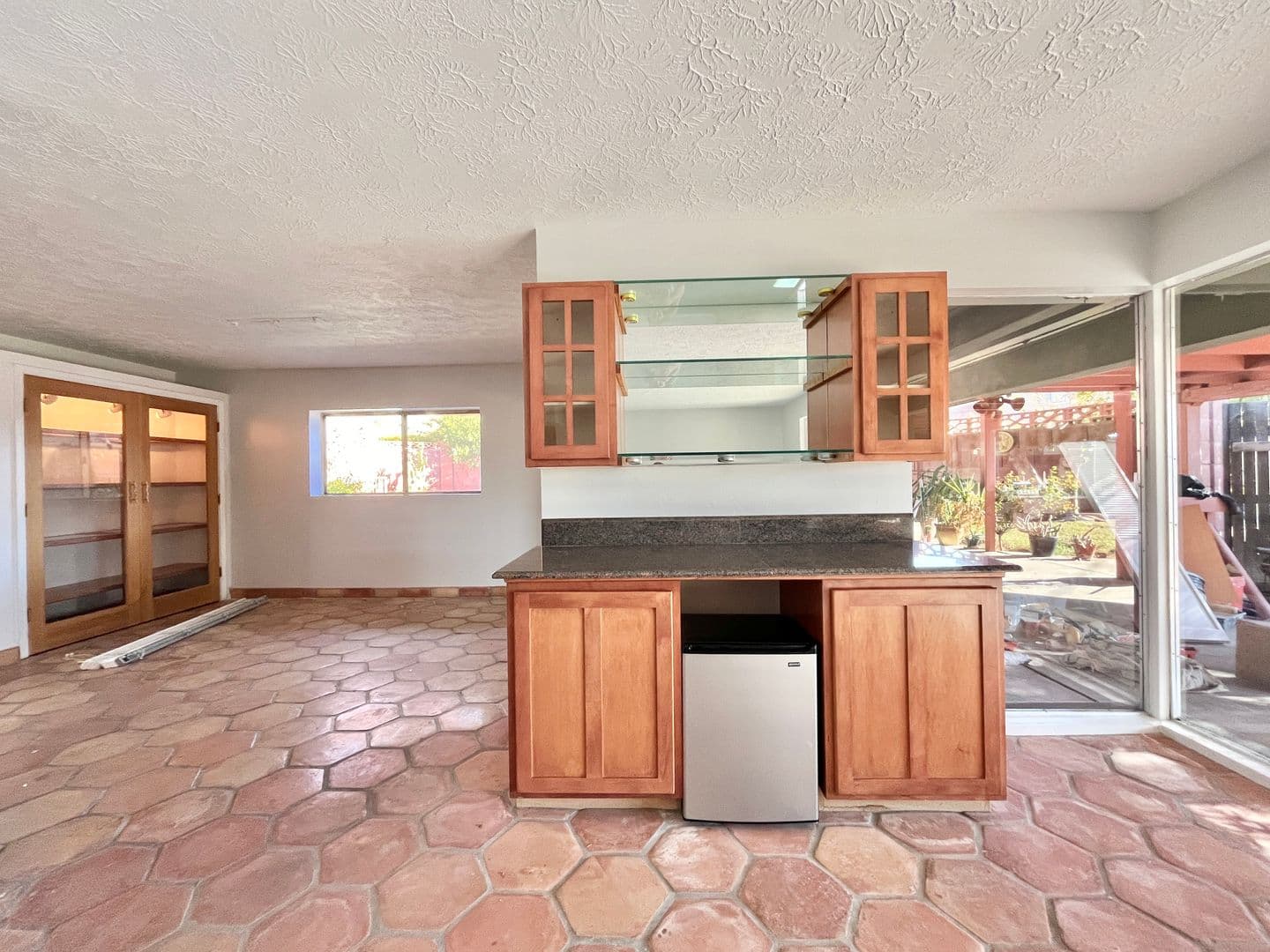 Phoenix House: 1741 E Mountain View Rd