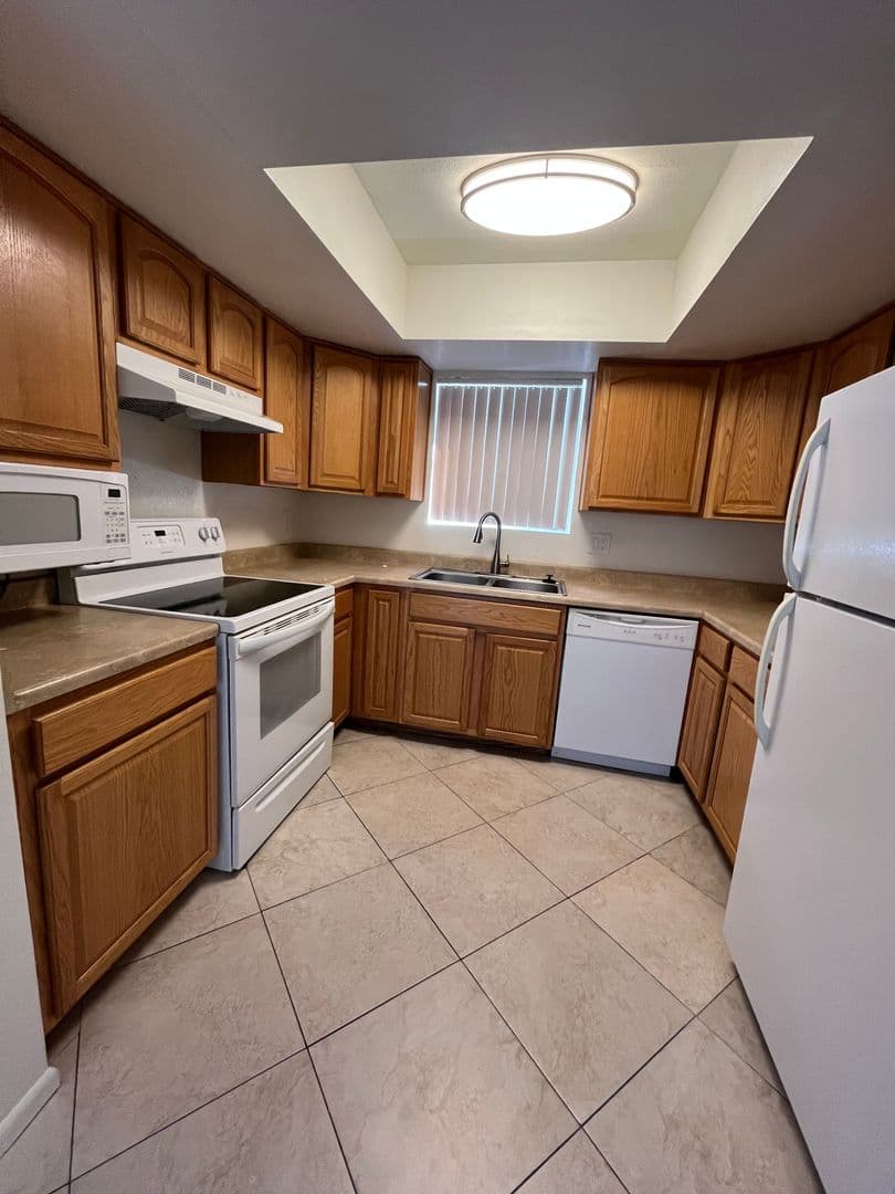 Tempe Apartment: 1201 S McClintock Dr