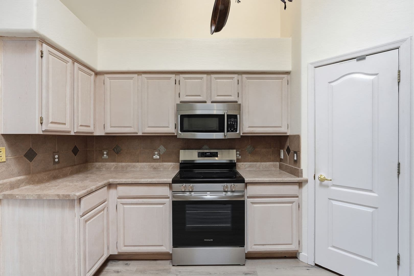 Scottsdale House: 10860 N. 118th Way