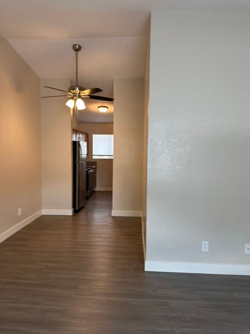 Mesa Apartment: 260 W 8th Ave Unit 223