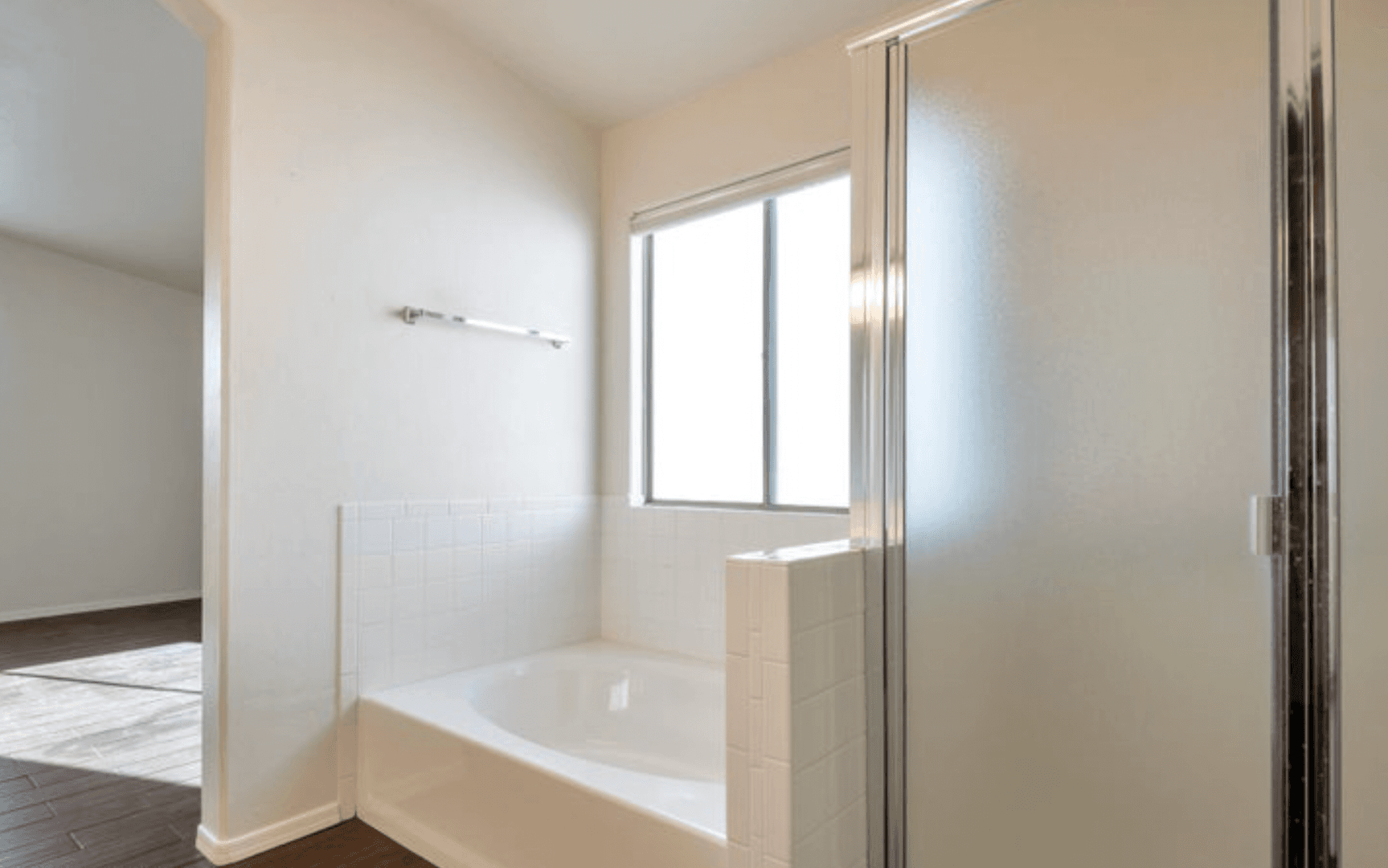Tucson House: 355 W Greys Rd