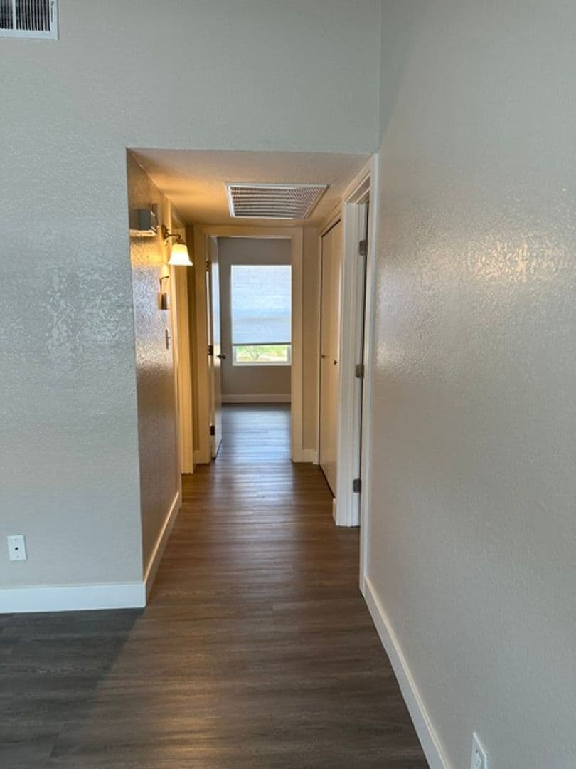 Mesa Apartment: 260 W 8th Ave Unit 223